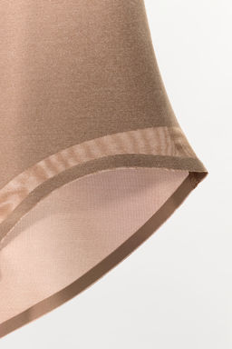 BRAGUITA CINTURA ANCHA CON POLIAMIDA / rosa claro - Zara фото 8