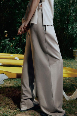 WASHED-EFFECT INTERLOCK TROUSERS - Zara фото 25