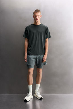 CAMISETA T?CNICA ESTRUCTURA / gris antracita