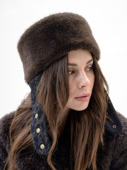 Т26-21 Таблетка кубанка черное золото с мехом "норка"