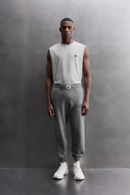 PRINTED TEXT JOGGING TROUSERS - Zara фото 10