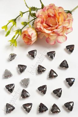 Стразы пришивные 12 мм "Треугольник" (10 шт) SF-3766, графитовый №2