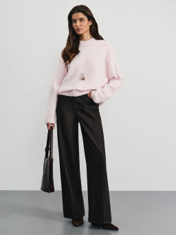 Вязаный джемпер с декоративными швами / Zarina