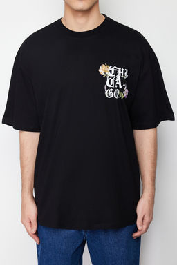 Siyah Oversize/Genis Kesim Chicago Sehir Bask?l? %100 Pamuklu K?sa Kol T-Shirt TMNSS24TS00167 - Trendyolmilla фото 3