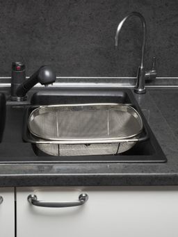Корзина в раковину STEEL TOUCH 34х24см