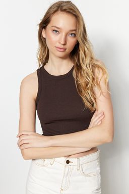 TRENDYOLMILLA Pembe-Beyaz 2li Paket Vucuda Oturan Crop Halter Yaka Fitilli Esnek Orme Atlet TWOSS21AL0058  фото 66