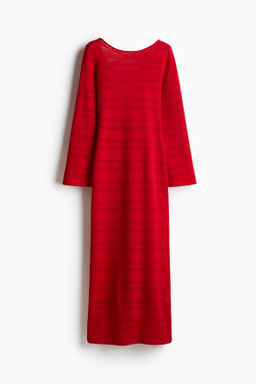 Vestido en punto calado con lazada