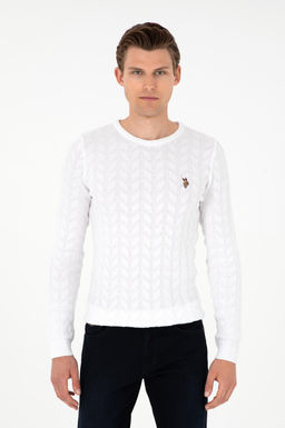 Мужской белый базовый свитер