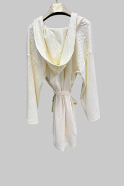 1525 БЕЖЕВЫЙ ХАЛАТ