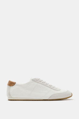 ZAPATILLA BLUCHER DETALLE TALONERA / Blanco