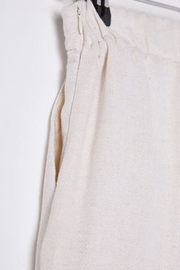 TRENDYOLMILLA Bej Keten Icerikli Arka Beli Lastikli Genis Paca Diz Boy Dokuma Sort & Bermuda TWOSS25SR00021 фото 12