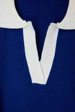 Koyu Saks Polo Yaka T-Shirt Gorunumlu Bluz TWOSS24BZ00273