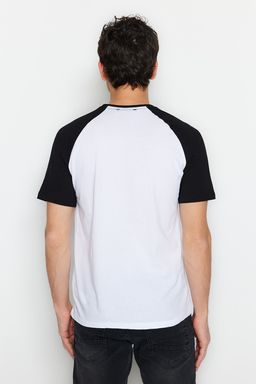 Beyaz Regular/Normal Kesim K?sa Kollu Renk Bloklu %100 Pamuk T-Shirt TMNSS20TS0182