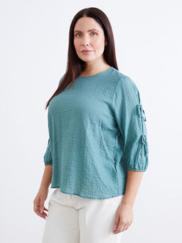 Bisiklet Yaka Dokulu Bluz