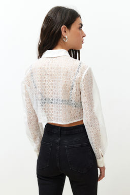 Ekru Dantelli Crop Regular Normal Kal?p Dokuma Gomlek TWOSS24GO00054