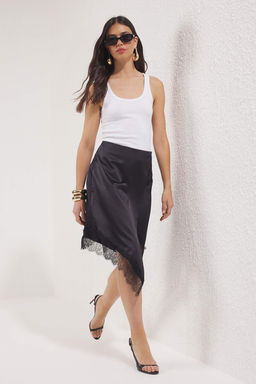 Trendyolmilla Siyah Duz Midi Dantel Detayl? Saten Party Etek TPRSS25ET00010 фото 2