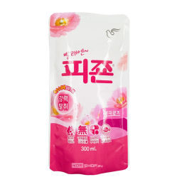 Кондиционер-ополаскиватель для белья смягчающий с нежным ароматом Розовый сад, Pigeon (Корея), 300 мл