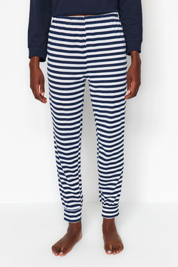 Trendyolmilla Lacivert %100 Pamuklu Ay?c?kl? Orme Pijama Tak?m? THMAW21PT0302
