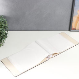 Фотоальбом на 50 фото 15х20 см "Розовые ирисы" в коробке 25,5х4х18 см