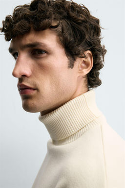 SOFT HIGH NECK SWEATER - Zara фото 6