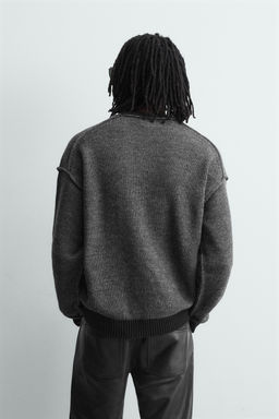 CONTRAST REVERSED SEAM JUMPER - Zara фото 3