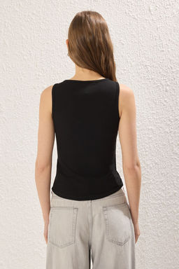 TRENDYOLMILLA Siyah-Siyah Fitted/Vucuda Oturan Regular Boy Fitilli Esnek Orme Atlet TWOSS25AL00050  фото 5