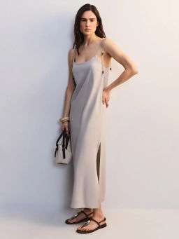 Сарафан изо льна с декоративными бусинами ZR2605012903-36 / Zarina