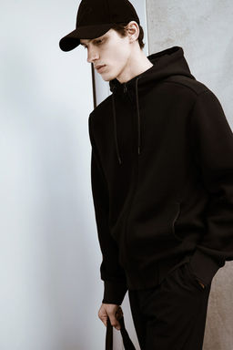 Chaqueta sudadera efecto neopreno Regular Fit