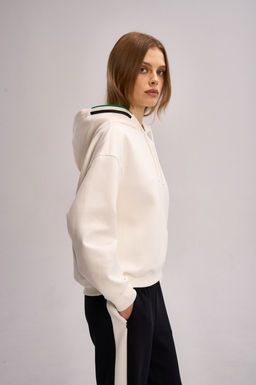 Худи Белый ICONIC Sweat Hoodie