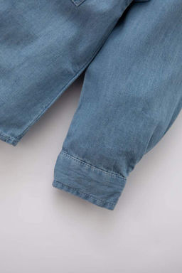 Джинсовая рубашка с длинными рукавами и принтом на спине для маленьких мальчиков - Defacto фото 7