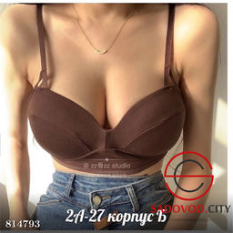 Женский топ на бретелях