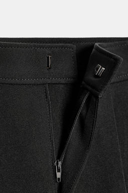 PANTAL?N CARROT CON BOLSILLO CARGO / Negro - Zara фото 9