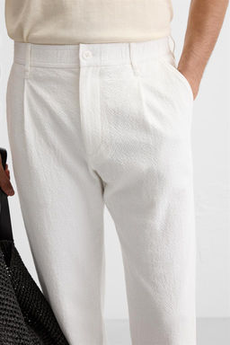 TEXTURED PLEATED TROUSERS - Zara фото 5