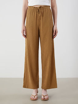 Beli Lastikli Dokulu Kad?n Pantolon