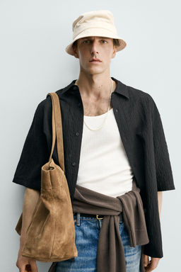 CAMISA BOXY FIT EFECTO RELIEVE / Negro - Zara фото 6
