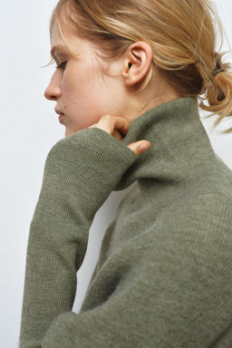 BATWING SLEEVE KNIT JUMPER - Zara фото 10