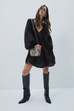 Vestido bordado