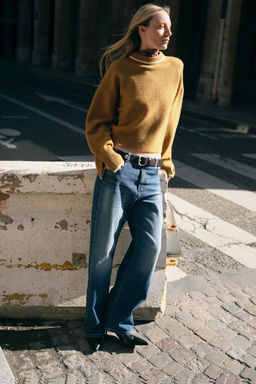 KNIT JUMPER WITH CONTRAST TRIMS