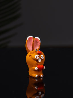 Фигурка полистоун Зайчик с сердцем, 3.5?1.8?1.7 см