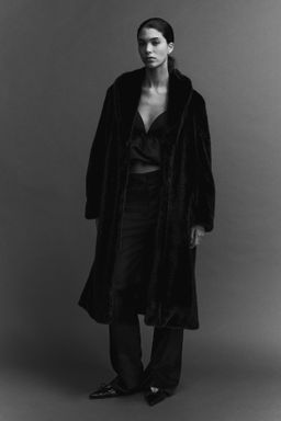 Abrigo efecto pelo con cuello esmoquin - H&m фото 6