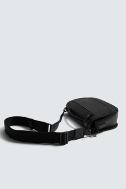 BANDOLERA TEXTURA SOLAPA / Negro - Zara фото 3