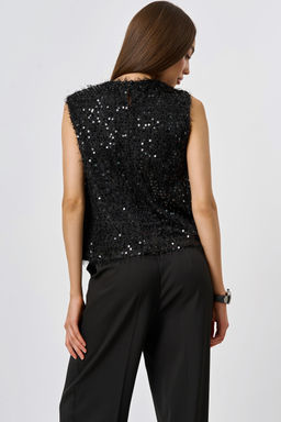 Блузка из мягкого трикотажа с пайеткой черная