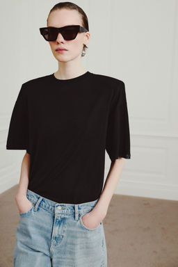 CAMISETA FLUIDA HOMBRERAS / Negro - Zara фото 2