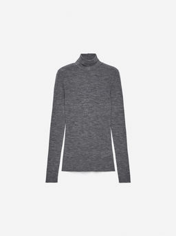 Top de lana de cuello alto