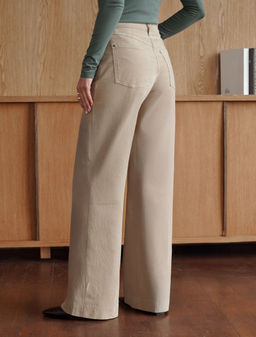 Брюки из эластичного микро-вельвета