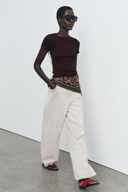 SHORT SLEEVE CONTRAST T-SHIRT