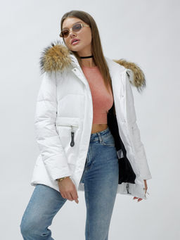 Куртка ПРЕМИУМ КЛАССА зимняя с мехом ЕНОТА, белого цвета - Mtforce фото 17