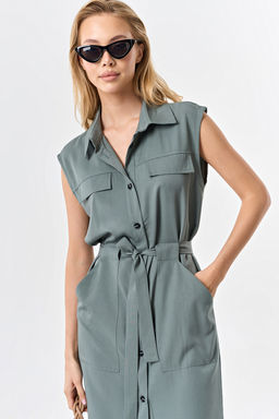 Платье-сафари прямого силуэта полынь