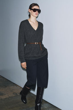 100% WOOL OVERSIZE JUMPER WITH BELT
