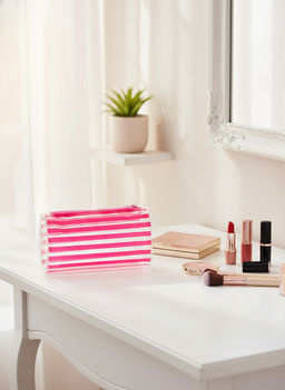 Цена за 2 шт. PAVO Косметичка банная "Полоски" 22х12,5х5,5см, ПВХ, 310-165